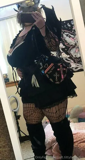 Soft Tittybogwitch OnlyFans Leaked Free Thumbnail Picture - #Lu2gh3DQOo