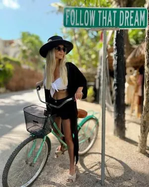 Sol Aguilera OnlyFans Leaked Free Thumbnail Picture - #fpfaT2D89W