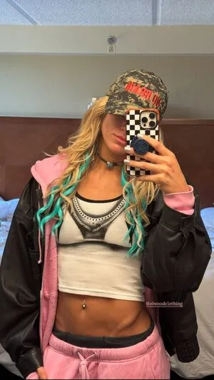 Sol Ruca OnlyFans Leaked Free Thumbnail Picture - #Dlg9l8kiig