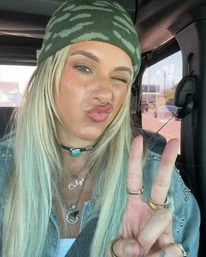 Sol Ruca OnlyFans Leaked Free Thumbnail Picture - #OUWndiEhx6