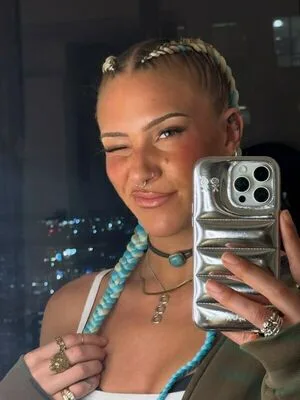 Sol Ruca OnlyFans Leaked Free Thumbnail Picture - #nQjWTh9uQW
