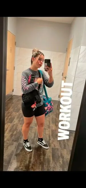 Solibeth Brito OnlyFans Leaked Free Thumbnail Picture - #YdJ5qMGE4g