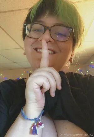 Somethin G Thumbnail Picture