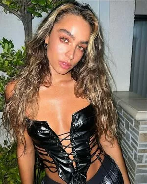 Sommer Ray OnlyFans Leaked Free Thumbnail Picture - #79byWIr3fa