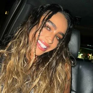 Sommer Ray Thumbnail Picture
