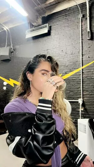 Sommer Ray OnlyFans Leaked Free Thumbnail Picture - #f04RH1o7T1
