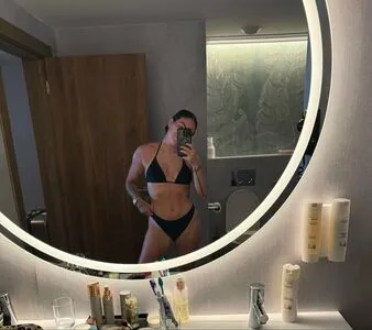 Sonya Deville Thumbnail Picture