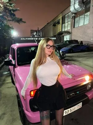 Sonya Temnikova Thumbnail Picture