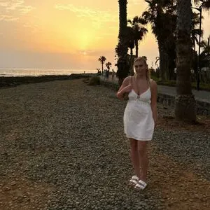 Sophie Dodd OnlyFans Leaked Free Thumbnail Picture - #nSTADTUX70