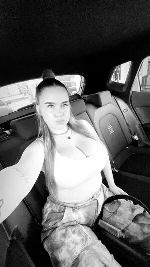 Sophie Hansen Young Bbw Thumbnail Picture