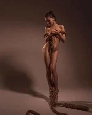 Sophie Strokes Thumbnail Picture