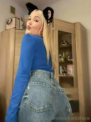 Sophiebbface OnlyFans Leaked Free Thumbnail Picture - #fdEbXImvil