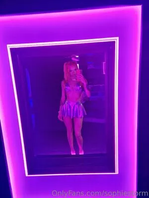 Sophiestorm Thumbnail Picture