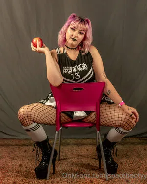 Spacebootyy OnlyFans Leaked Free Thumbnail Picture - #EznCwOops7