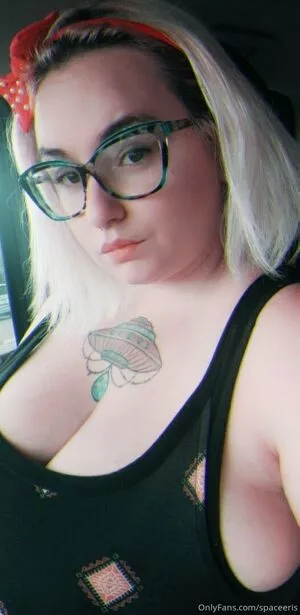 spaceEris OnlyFans Leaked Free Thumbnail Picture - #9Xq92q1mp4