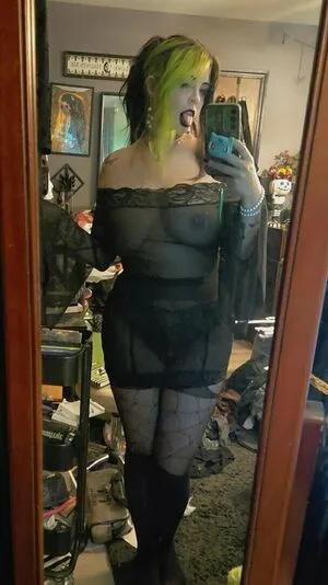 Spookshowbebe OnlyFans Leaked Free Thumbnail Picture - #hrE15CDuxH