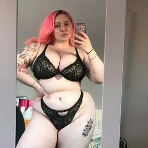 Squishkween Thumbnail Picture