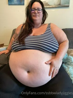 Ssbbwladyjiggles OnlyFans Leaked Free Thumbnail Picture - #MX07DBxAlt