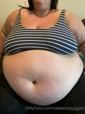 Ssbbwladyjiggles OnlyFans Leaked Free Thumbnail Picture - #YNdCreamYL