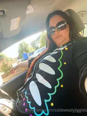 Ssbbwladyjiggles OnlyFans Leaked Free Thumbnail Picture - #ef2IyuMBRb