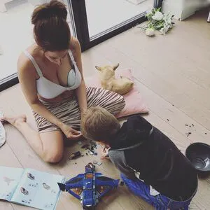 Stacey Solomon OnlyFans Leaked Free Thumbnail Picture - #7VM8DR5eO4