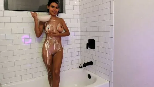 Stacy X3 Thumbnail Picture