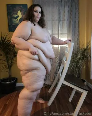 Starstruckbbw OnlyFans Leaked Free Thumbnail Picture - #V4yYYeAtvo