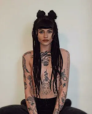Steffiebluee Thumbnail Picture