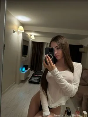 Stella Thumbnail Picture