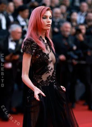 Stella Maxwell OnlyFans Leaked Free Thumbnail Picture - #BPEJ7wHogN