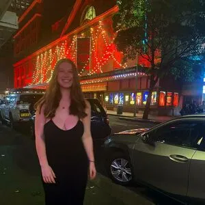Stephanie Cox Thumbnail Picture