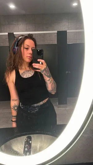 Stephilee Thumbnail Picture