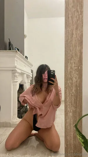 Steplola Thumbnail Picture