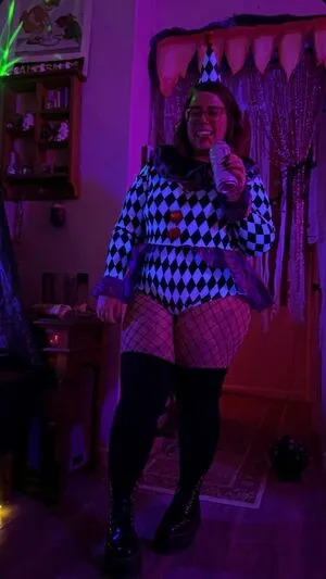 Stepstool Sarah OnlyFans Leaked Free Thumbnail Picture - #TKnVx5e0sl