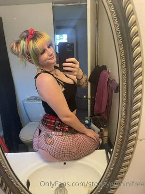Stoneygeminifree Thumbnail Picture