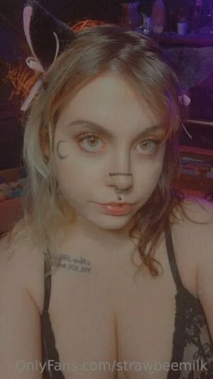 Strawbeemilk OnlyFans Leaked Free Thumbnail Picture - #Sht2ywPIVg
