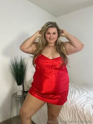 Strawberrybreetv OnlyFans Leaked Free Thumbnail Picture - #3RB7qeOFHo