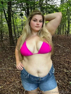 Strawberrybreetv OnlyFans Leaked Free Thumbnail Picture - #SRmI7ABXKm