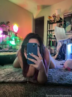 Strawbre OnlyFans Leaked Free Thumbnail Picture - #Qad4GpgDVK