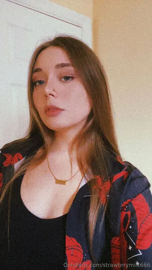 Strawbrrymilk666 OnlyFans Leaked Free Thumbnail Picture - #xgOozS7zk2