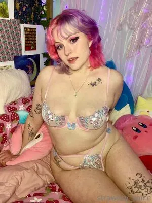 Strawbry OnlyFans Leaked Free Thumbnail Picture - #EyvdHfmqqV