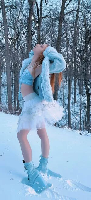 Stretchyballerina Thumbnail Picture