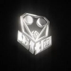 Studio Bling Thumbnail Picture