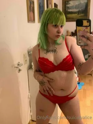 Suicidyalice OnlyFans Leaked Free Thumbnail Picture - #eq0hakALaZ