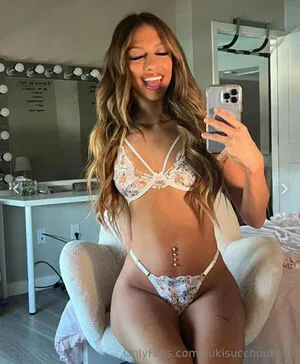 Sukisucchouse69 OnlyFans Leaked Free Thumbnail Picture - #F2YCFbM4uQ