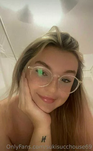 Sukisucchouse69 OnlyFans Leaked Free Thumbnail Picture - #tIThoXCsWQ