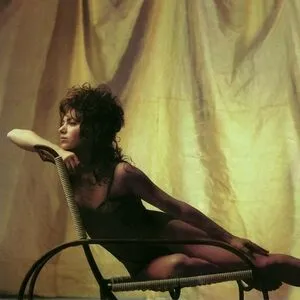 Susanna Hoffs Thumbnail Picture