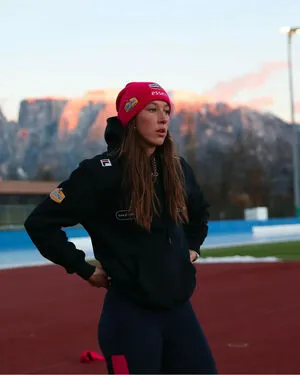 Suzanne Schulting OnlyFans Leaked Free Thumbnail Picture - #napHvsSfDq