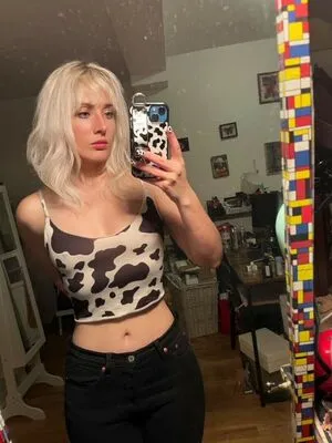 Sweatieangle Thumbnail Picture