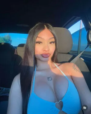 Sweetcherrypieeee Thumbnail Picture